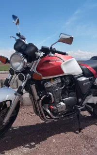 cb 1000  سی بی