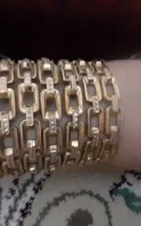 ۲۰۰ گرم طلا به قیمت تابلو