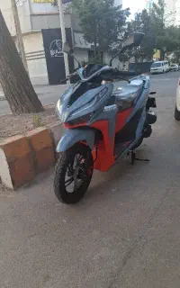 کلیک گلگسی مدل 402سال 404 صفر بستم،خیلی کمکار