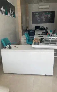 میز مدیریت کنفرانس و کانتر فروش