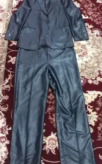 کت‌ وشلوار مردانه سایز ۵۲ درحد نو