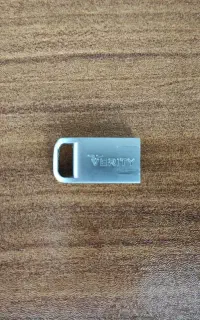 فلش مموری 128 گیگ وریتی مدل v813 usb3
