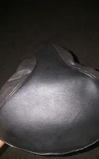 زیر صندلی دوخرچه