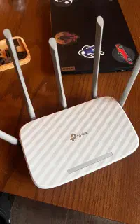 روتر.  (EU) tp-link c60