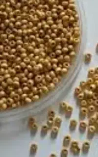 منجوق و مهره چوبی