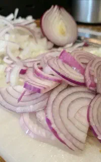 پیاز تازه چرخ شده