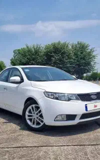 اجاره بدون راننده سراتو ۲۰۰۰
