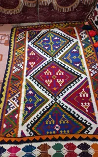 گلیم دستباف قشقایی