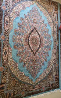 ۵ عدد فرش ماشینی ۶ متری و۱ عدد ۱۲ متری درحد نو