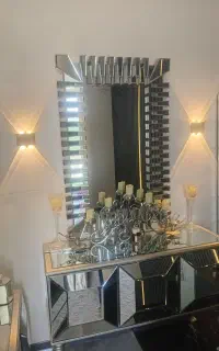 ست آینه  کنسول و میز تلوزیون و ساعت کنار سالنی