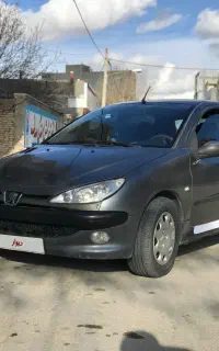 ۲۰۶ مدل ۸۴ سالم و عروسک