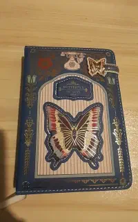 کلکسیون بینظیر از برچسب پروانه در دفترچه وارداتی