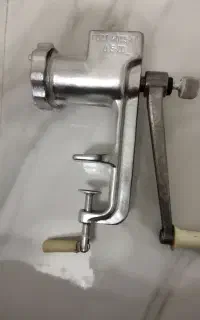 چرخ گوشت دستی