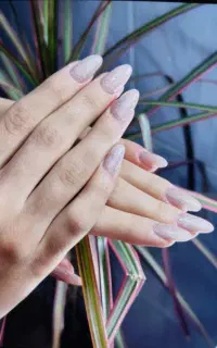 انجام کلیه ی خدمات ناخن