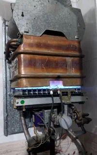 وسرویس بخاری و آبگرمکن درمنزل