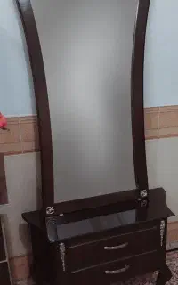 کنسول و آینه