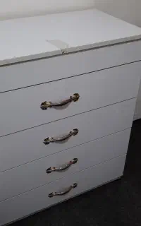 دراور ام دی اف سفید