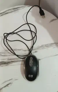 موس وهدفون