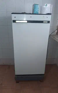 یخچال آزمایش
