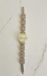 ساعت سواچ زنانه