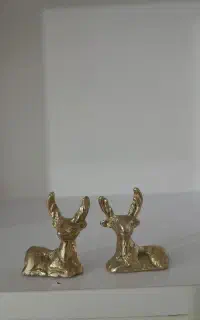 بچه گوزن برنز