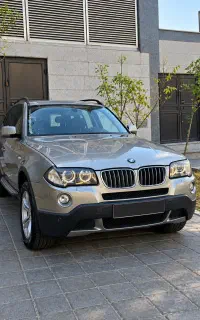 ایکس ۳ مدل ۲۰۰۹ بسیار تمیز