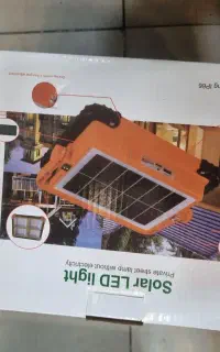 پرژکتور شارژی خورشیدی 4 باطری