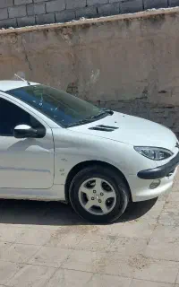 ۲۰۶ مدل ۹۰ فوق‌العاده تمیز