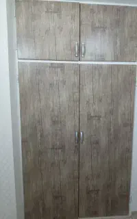 درب کمد دیواری جنس چوب گردو