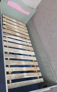 تخت یک نفره