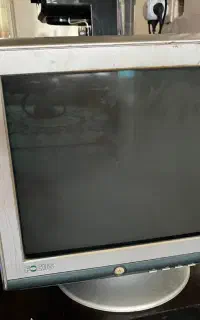 مانیتور کارکرده مدل focus