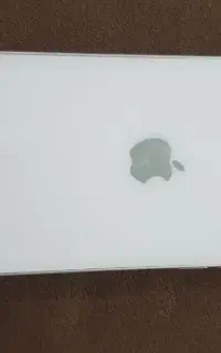 گوشی آیفون ۱۳