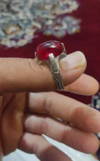 انگشتر یاقوت سرخ