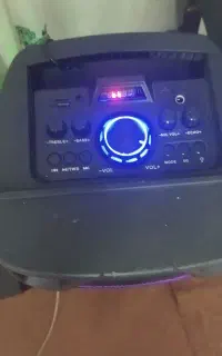 اسپیکر خانگی با قدرت پرتاب صدا