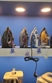 اتو بخارگر ایستاده بخارشو بلک کوکر دلمونتی