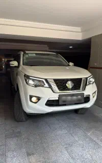 نیسان ترا اکسکلوسیو تیپ۲  ۱۴۰۵/۲۰۲۶