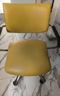 صندلی چرخدار