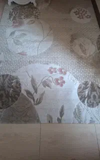 فرش ۴ متری  در حد نو بفروش میرسه