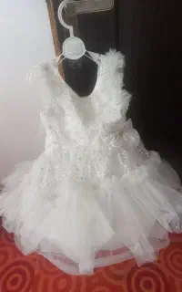 دوتا لباس عروس دخترانه شیک