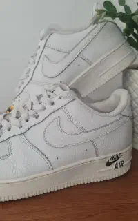 کتونی اصل Nike off white سایز ۳۹