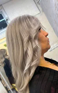 خدمات رنگ و مش. رنگ‌کار حرفه‌ای بشو