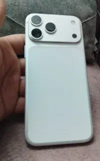 ایفون17پرومکس zaa