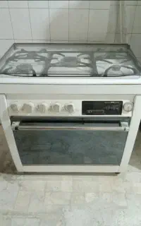 اجاق گاز در حد نو