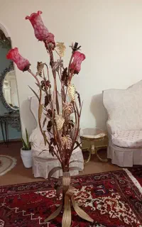 آباژور ایستاده