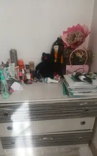 میز تحریر دارای سه کشو