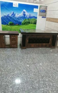 میز فروشی در حد نو