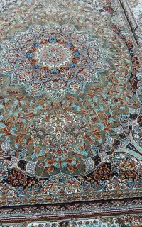 فرش 9متری کاملا سالم