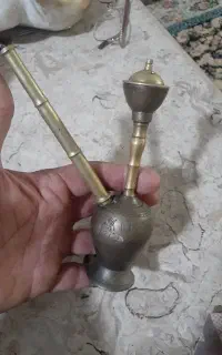 قلیان اتیغه،جنس برنجی