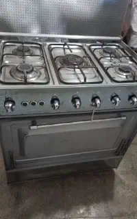 یک عدد اجاق گاز