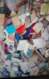 خرید و فروش کتاب وکاغذ باطله
